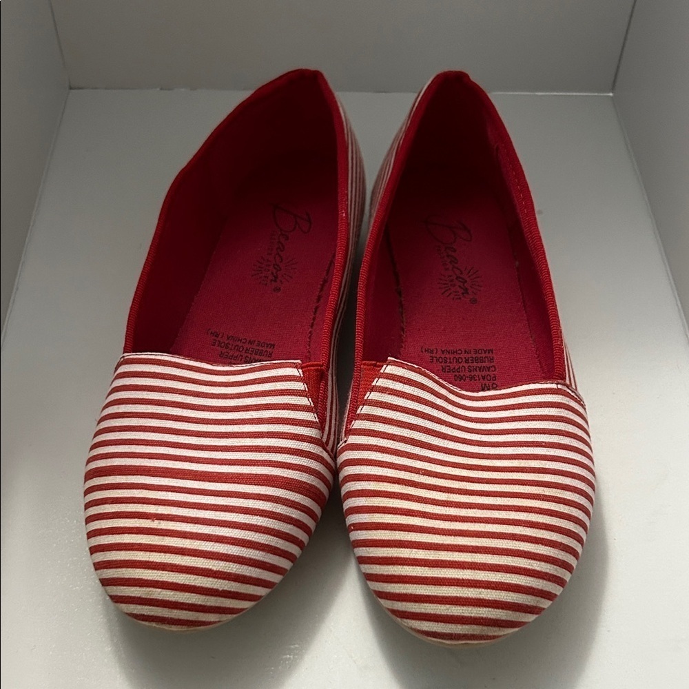 Beacon Women’s Red & White Striped Flats
Size 8M